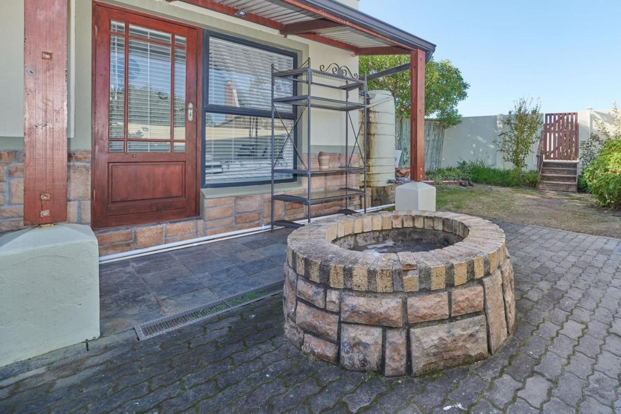 Apartamento Fraai Uitzicht Struisbaai Exterior foto